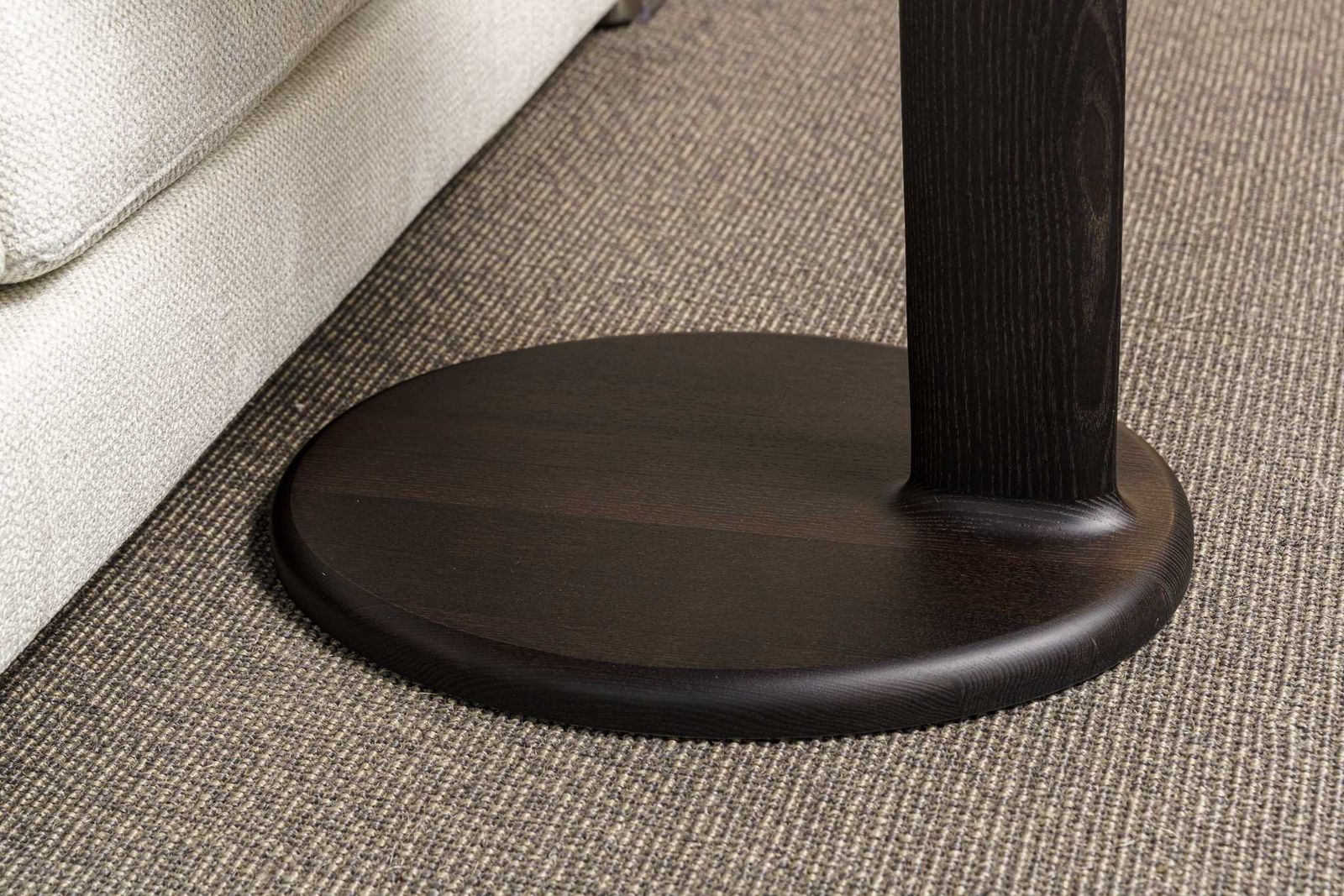 Flexform Журнальный столик Oliver CW/Ashwood Brown от Flexform — в интерьере
