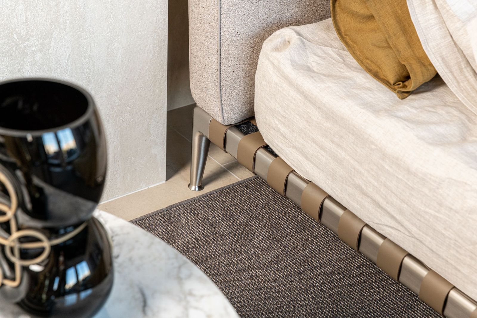 Flexform Кровать Gregory от Flexform — в интерьере