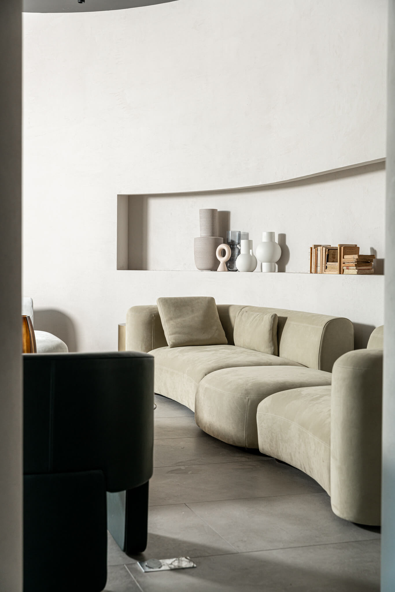 Baxter Диван Clara Nabuc Lichen от Baxter — в интерьере