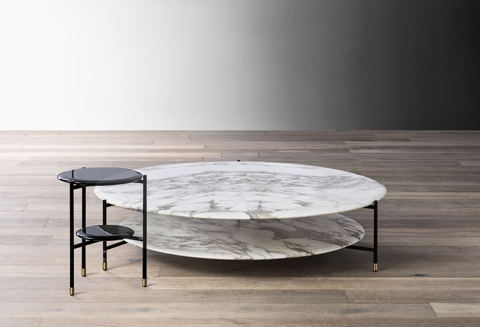Meridiani Журнальный столик Adrian 130 от Meridiani — в интерьере