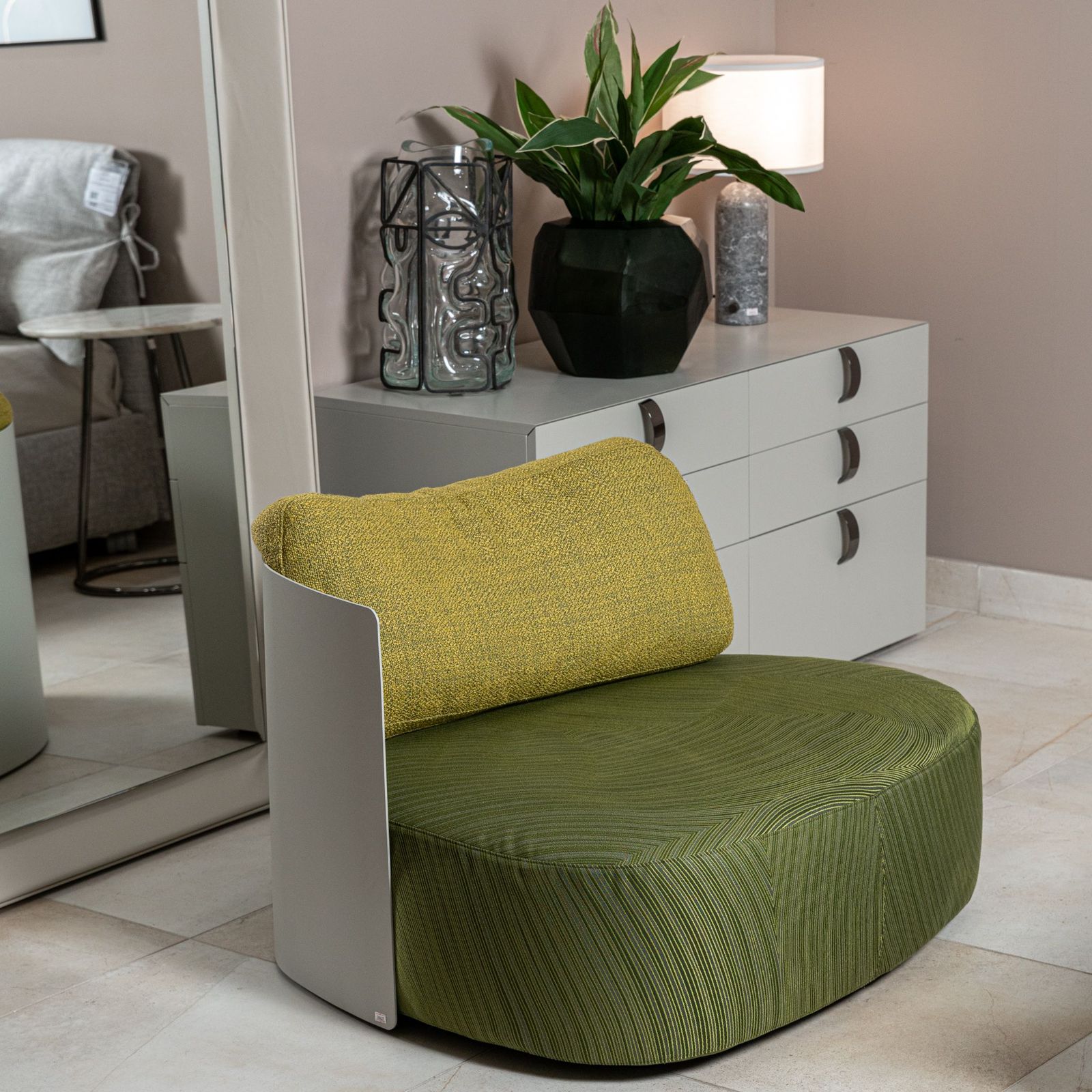 Flou Кресло Pierre Bob 931 от Flou — в интерьере