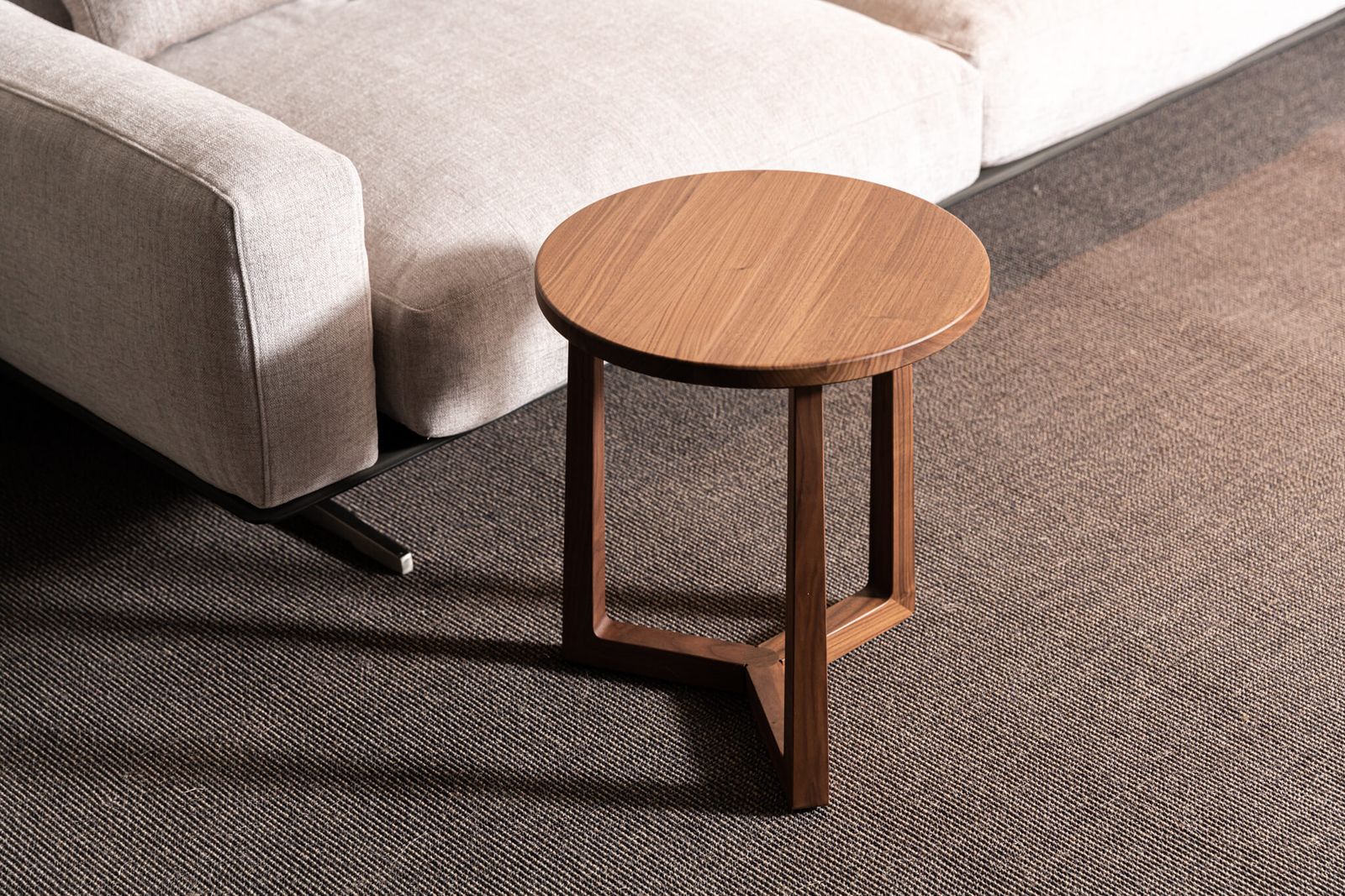 Flexform Журнальный столик Jiff 40/57 от Flexform — в интерьере
