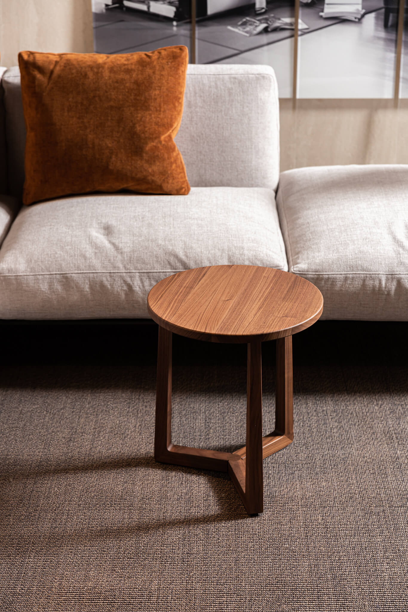 Flexform Журнальный столик Jiff 40/57 от Flexform — в интерьере