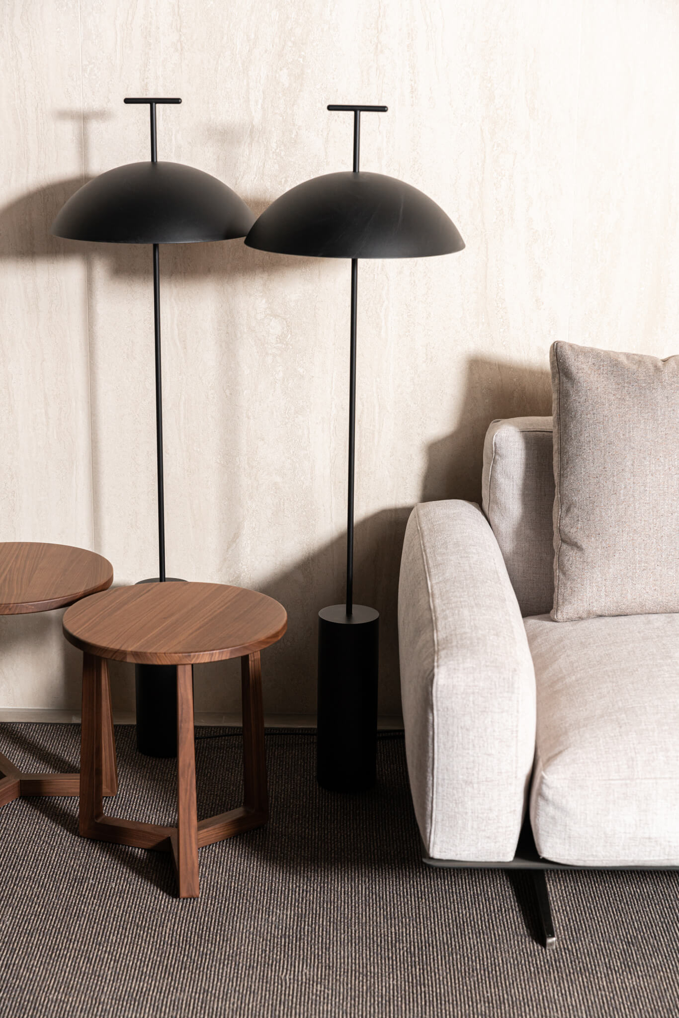 Flexform Журнальный столик Jiff 40/57 от Flexform — в интерьере