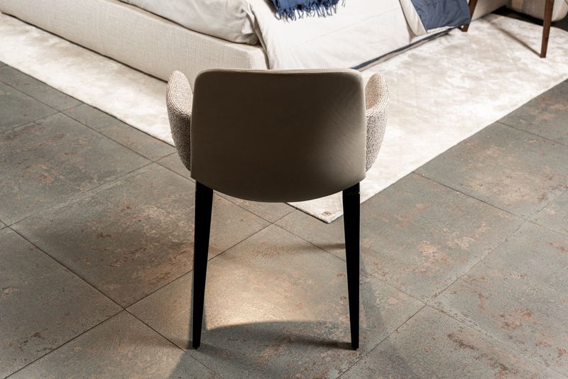 Molteni&C Стул Barbican с подлокотниками от Molteni & C