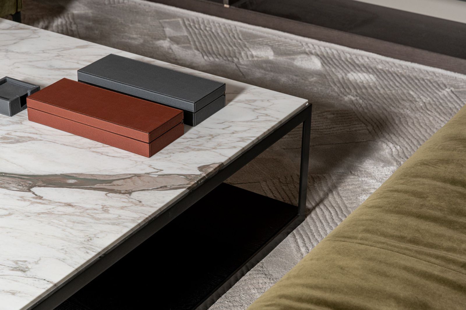 Molteni&C Журнальный столик ALISEE square от Molteni & C — в интерьере