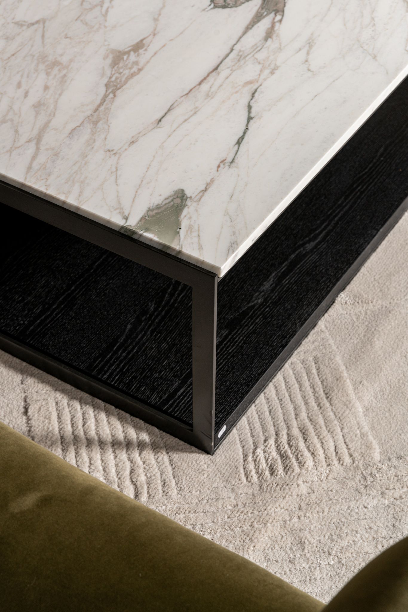 Molteni&C Журнальный столик ALISEE square от Molteni & C — в интерьере