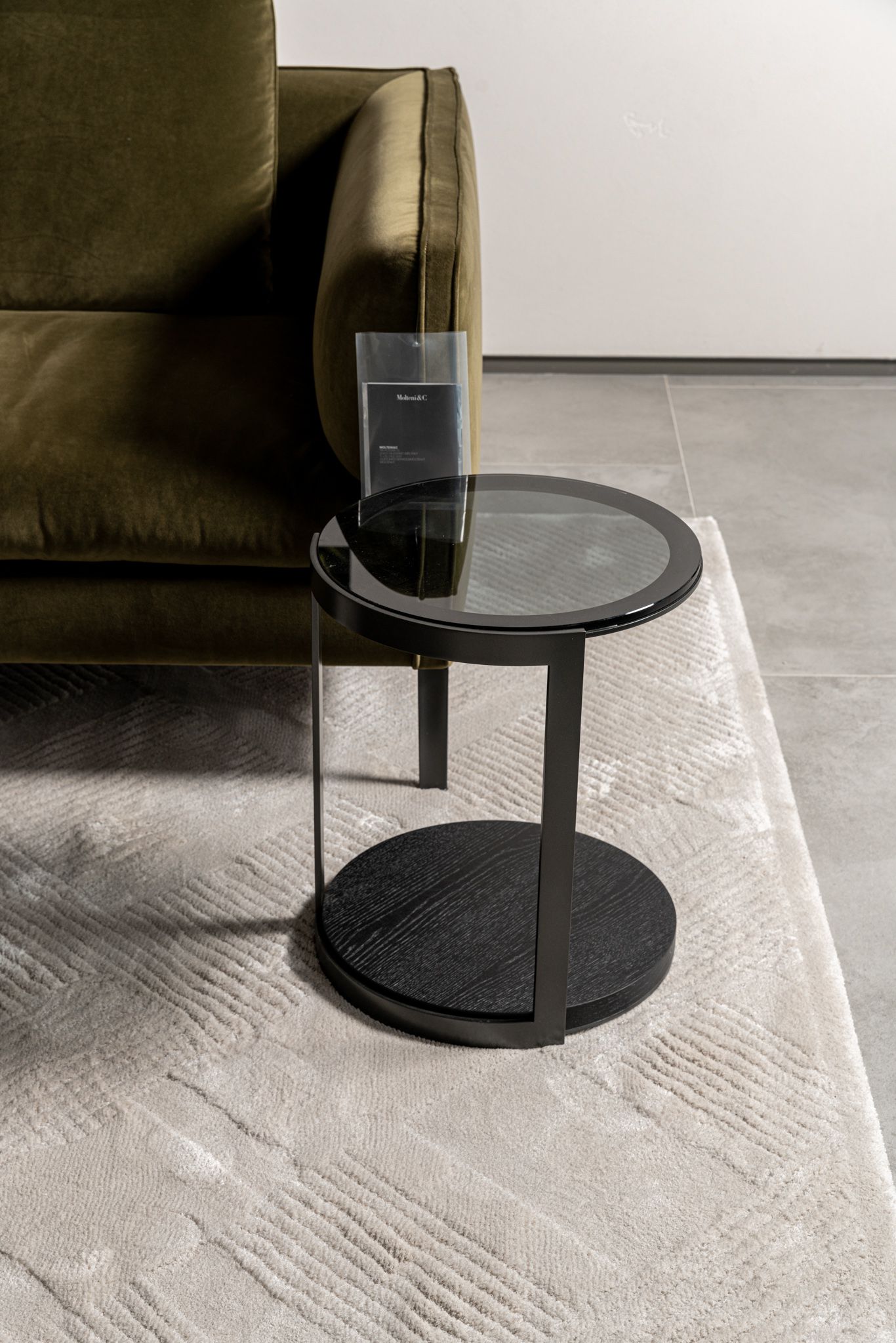 Molteni&C Журнальный столик ALISEE со стеклянным топом от Molteni & C — в интерьере