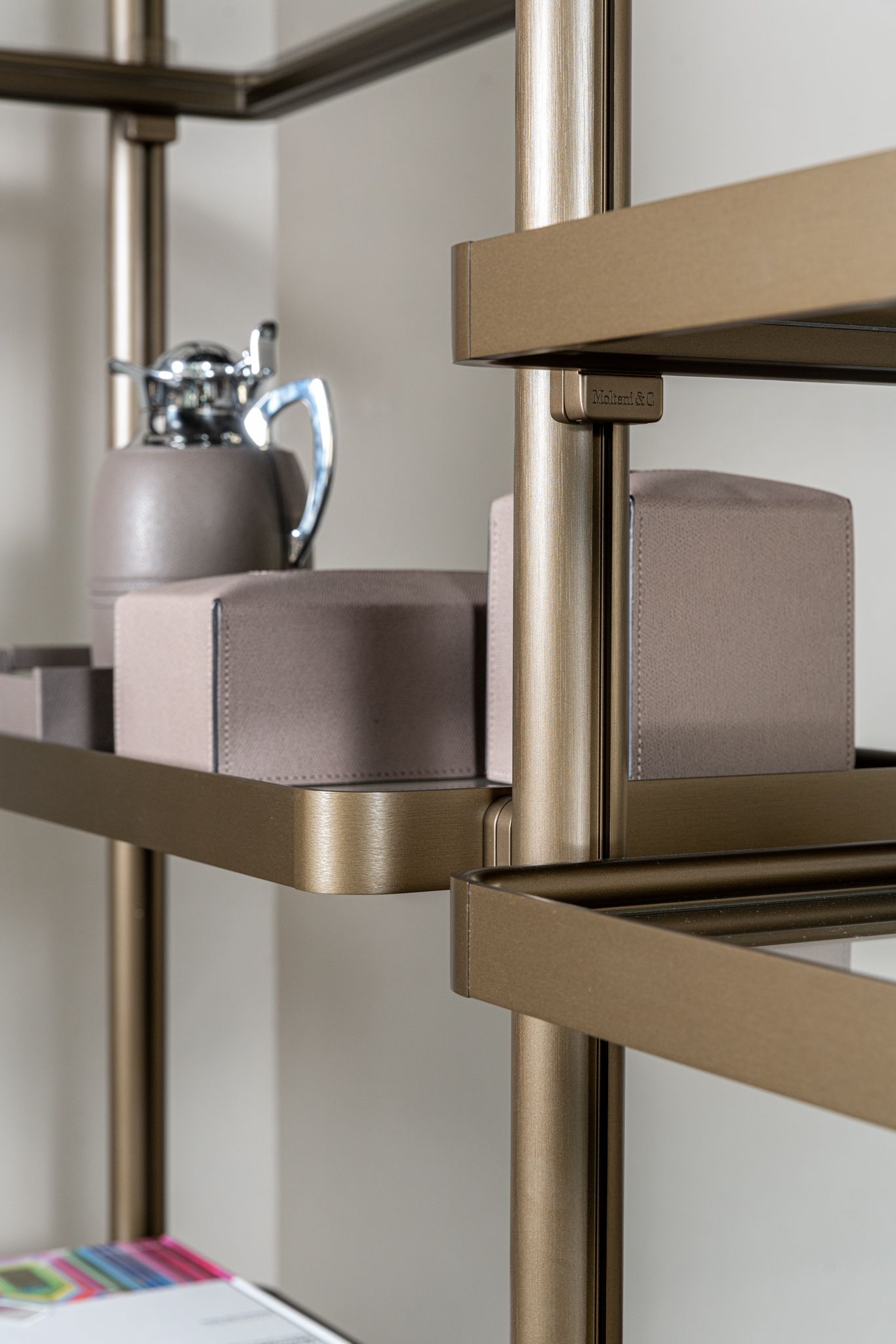 Molteni&C Стеллаж Hector от Molteni & C — в интерьере