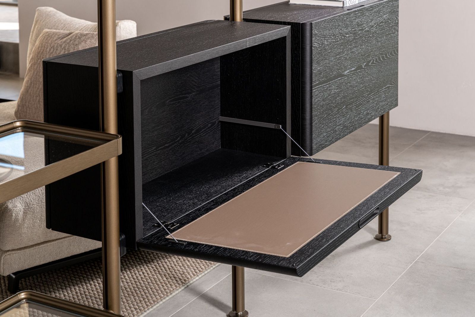 Molteni&C Стеллаж Hector от Molteni & C — в интерьере