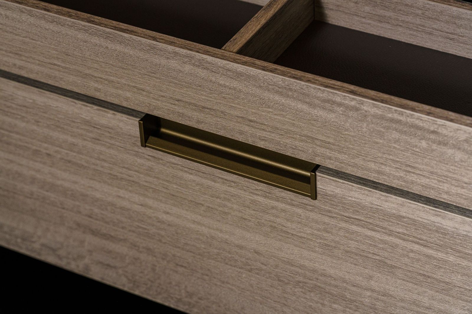 Molteni&C Шкаф GLIS MASTER BAMBOO 4-дверный от Molteni & C — в интерьере