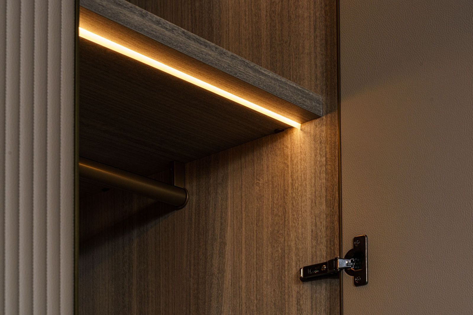 Molteni&C Шкаф GLIS MASTER BAMBOO 4-дверный от Molteni & C — в интерьере