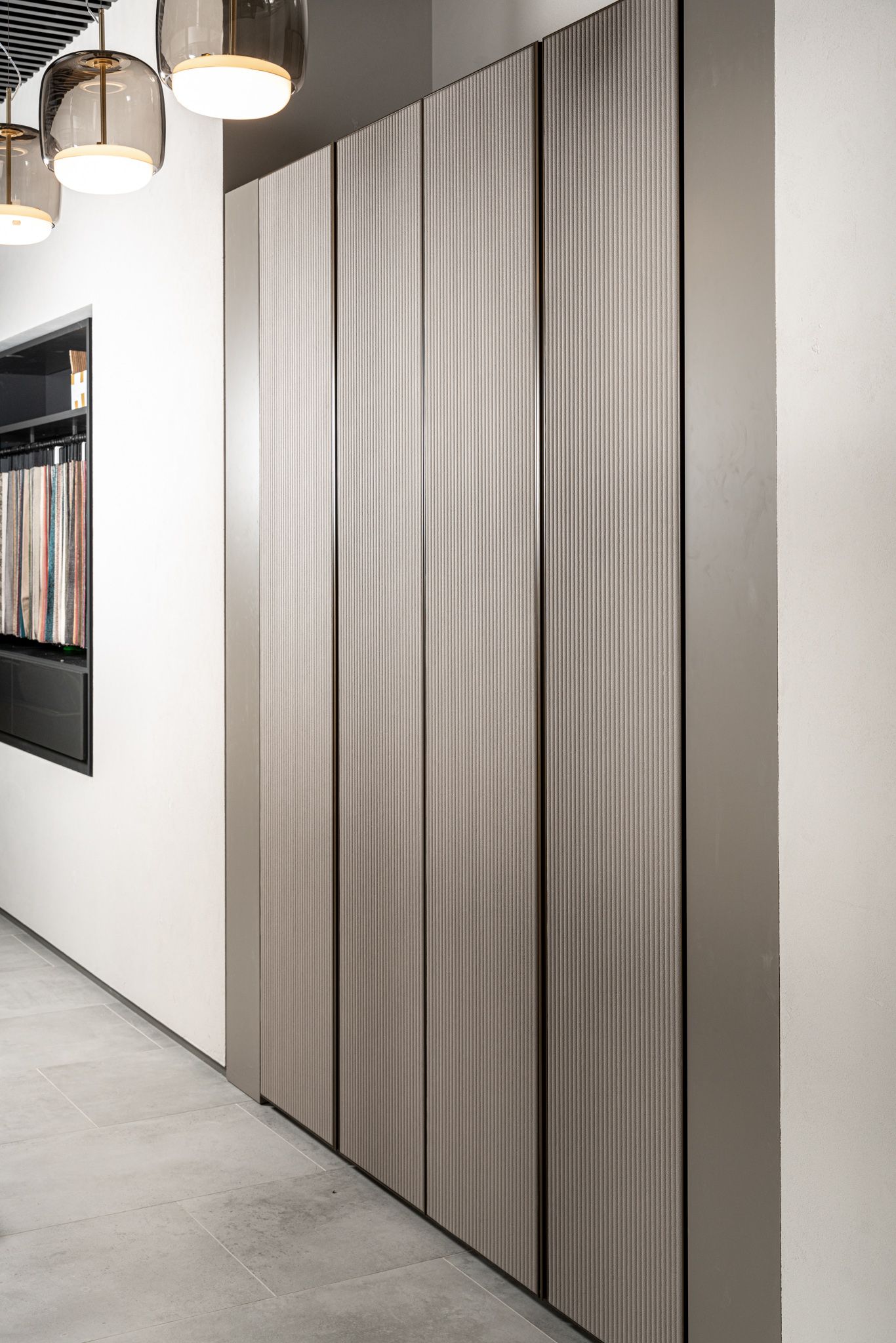 Molteni&C Шкаф GLIS MASTER BAMBOO 4-дверный от Molteni & C — в интерьере