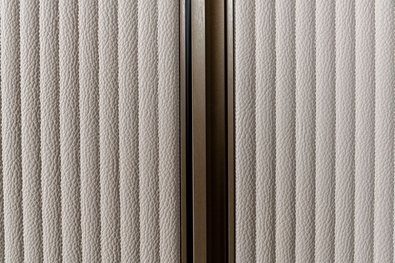 Molteni&C Шкаф GLIS MASTER BAMBOO 4-дверный от Molteni & C — в интерьере