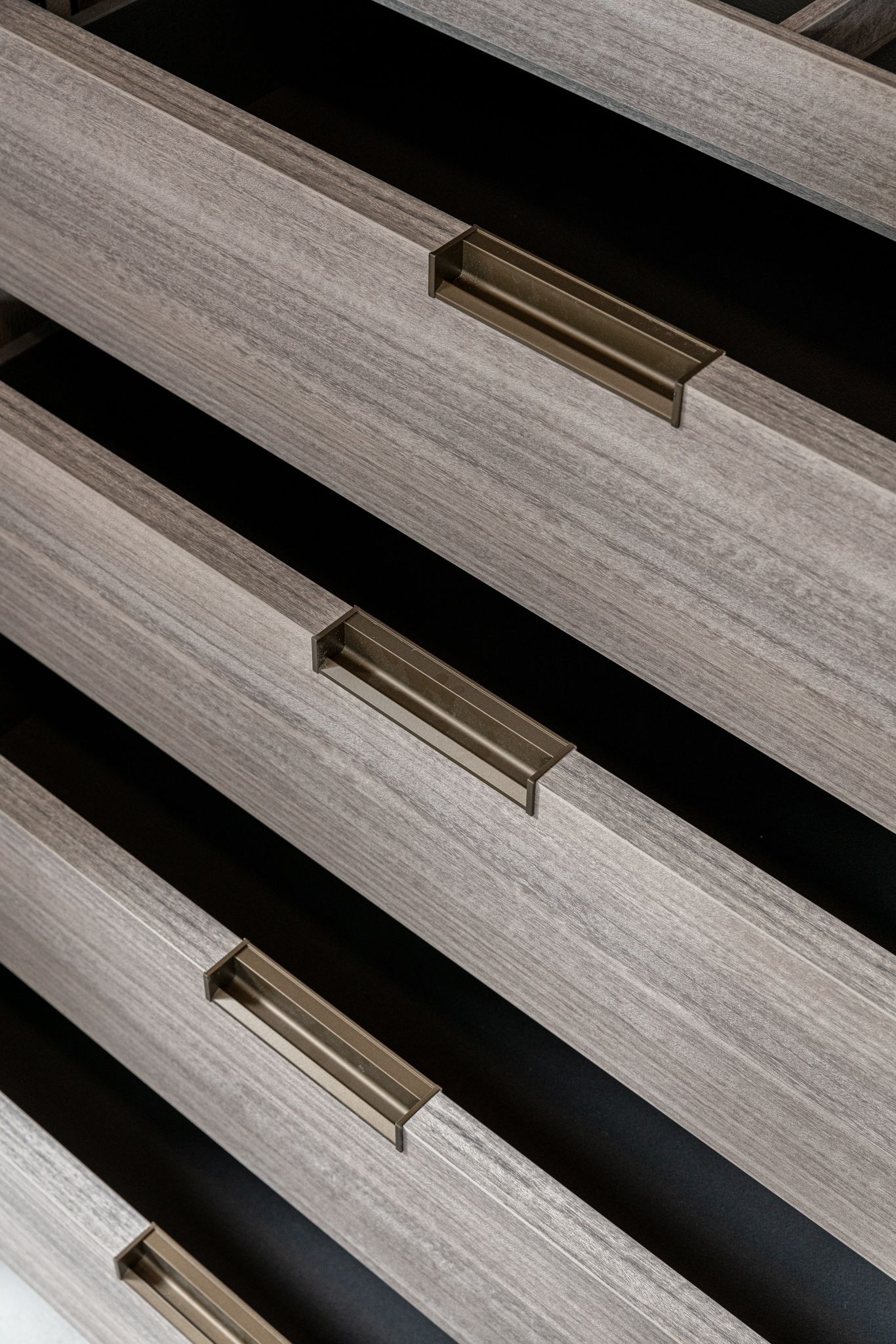Molteni&C Шкаф GLIS MASTER BAMBOO 4-дверный от Molteni & C — в интерьере