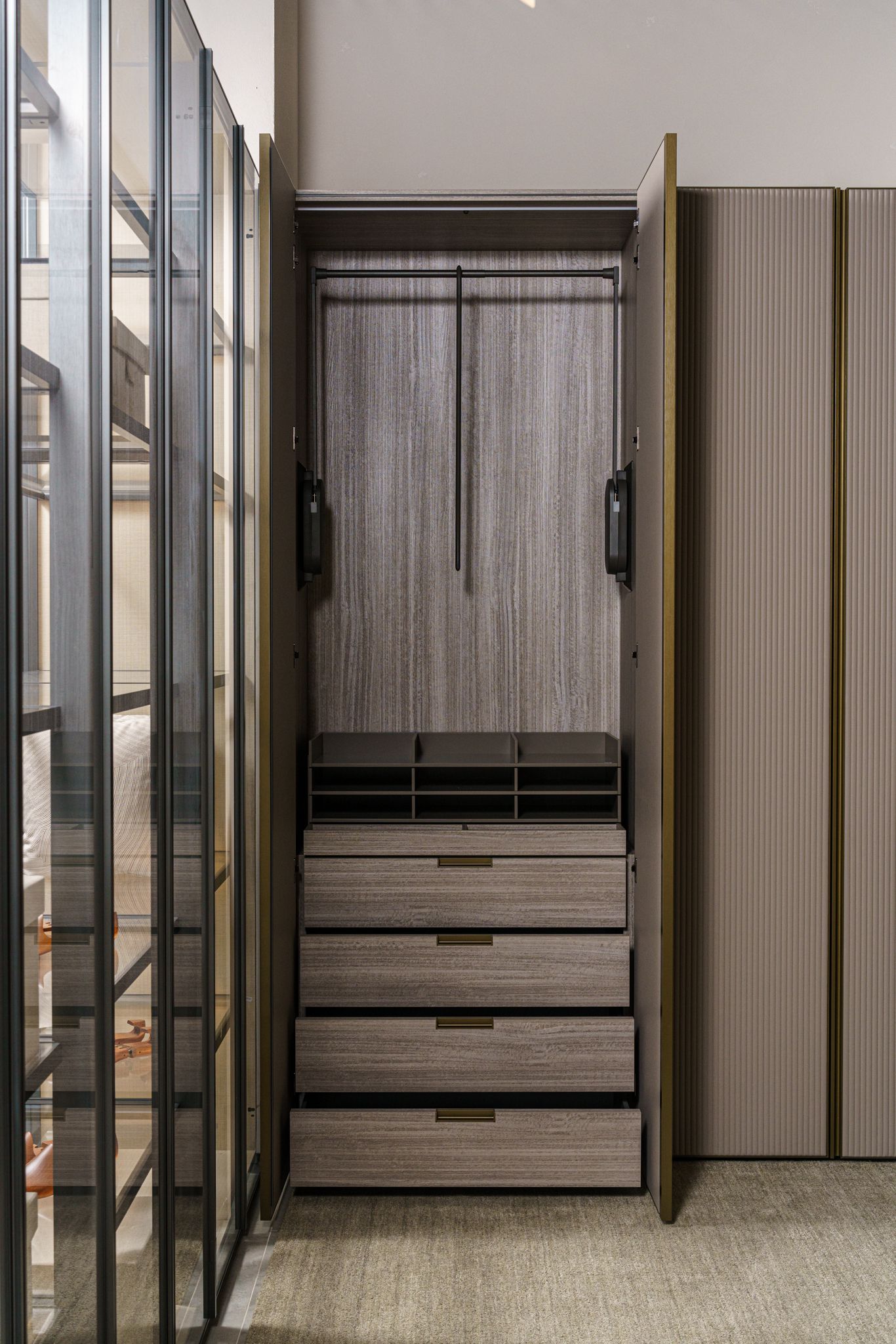 Molteni&C Шкаф GLIS MASTER BAMBOO 4-дверный от Molteni & C — в интерьере