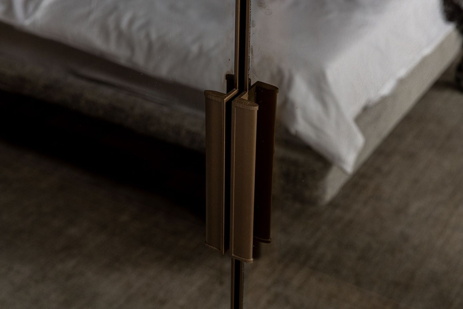 Molteni&C Шкаф Gliss Master со стекл.дверьми от Molteni & C — в интерьере