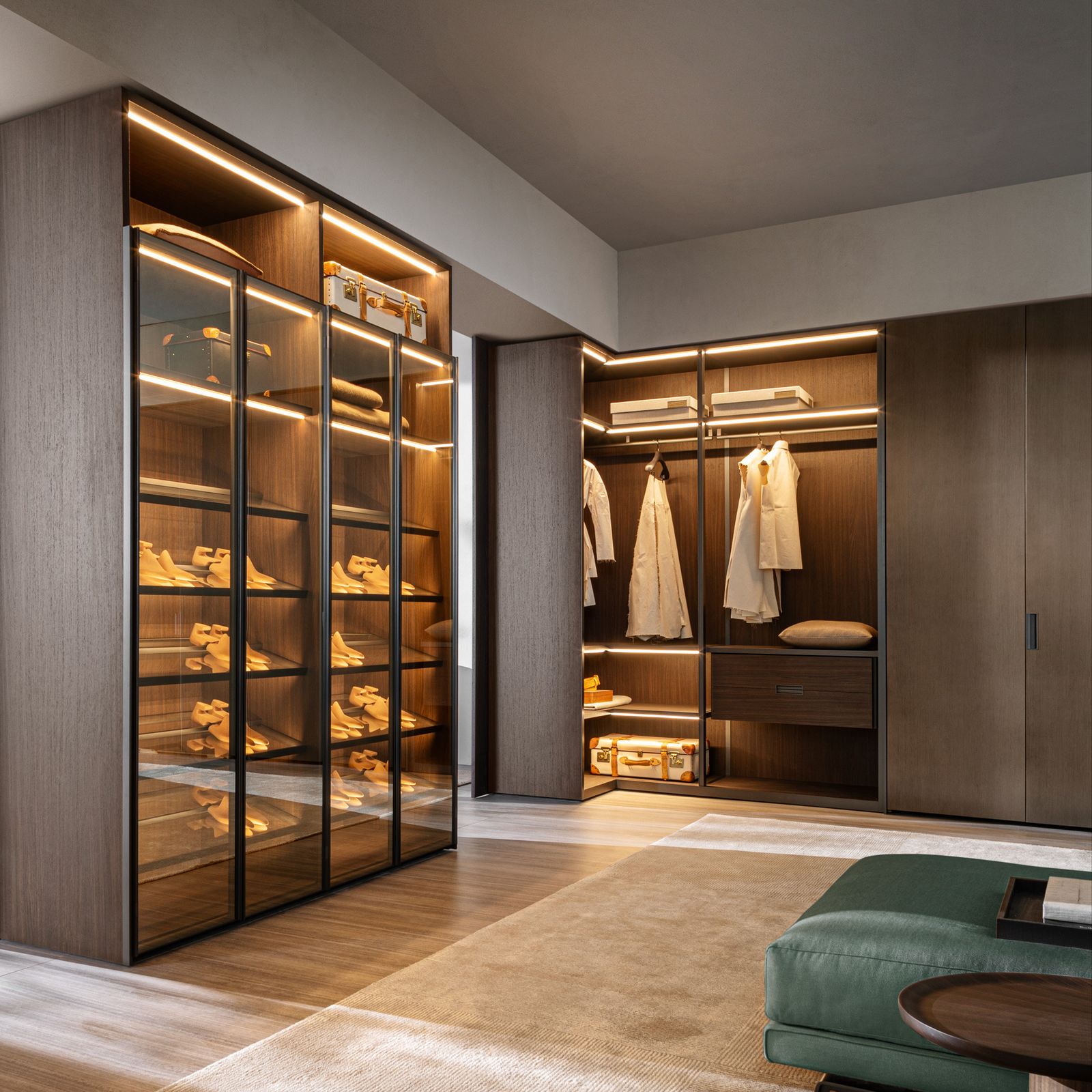 Molteni&C Шкаф Gliss Master со стекл.дверьми от Molteni & C — в интерьере