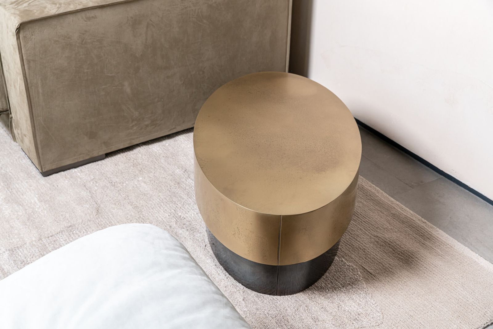 Baxter Журнальный столик Loren Oval от Baxter — в интерьере