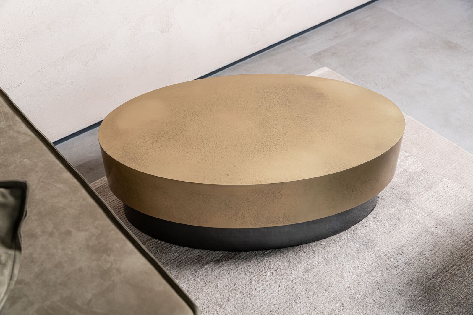 Baxter Журнальный столик Loren Oval от Baxter — в интерьере