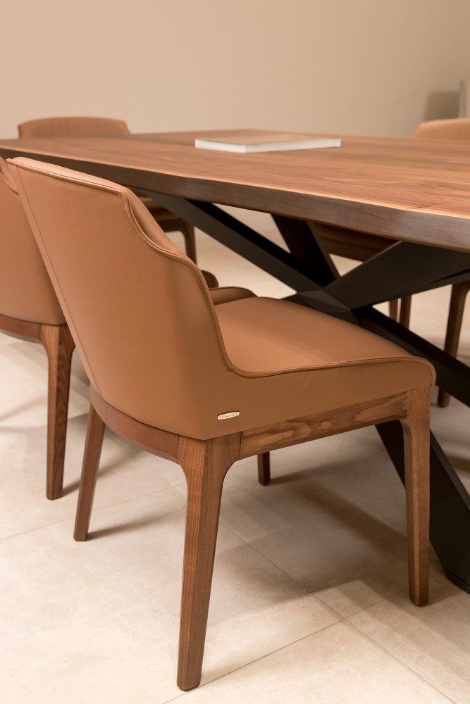 Cattelan Italia Стол Spyder Wood от Cattelan Italia — в интерьере