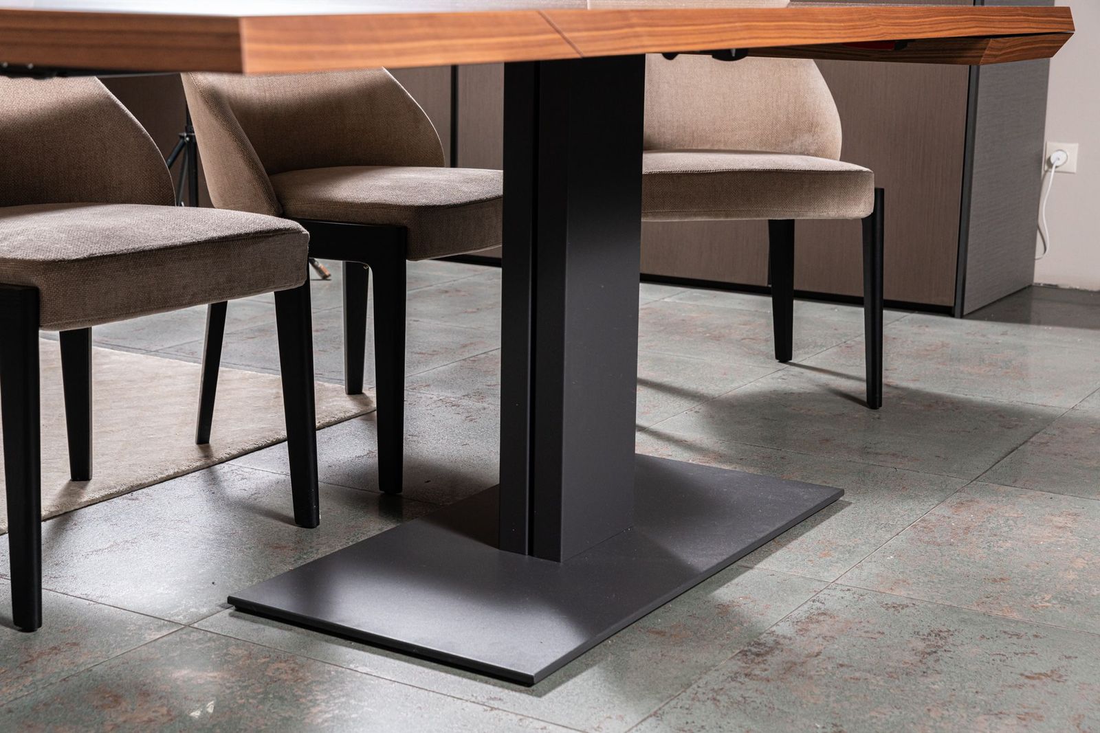 Cattelan Italia Стол раскладной Elvis Wood Drive от Cattelan Italia — в интерьере
