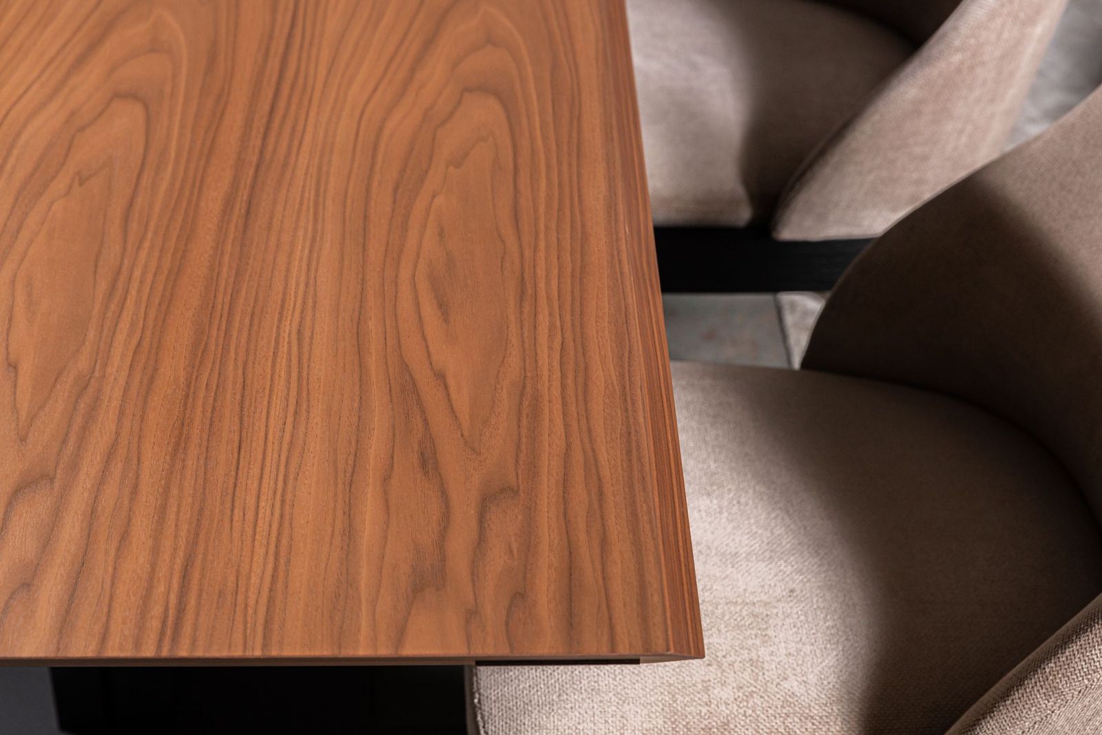 Cattelan Italia Стол раскладной Elvis Wood Drive от Cattelan Italia — в интерьере