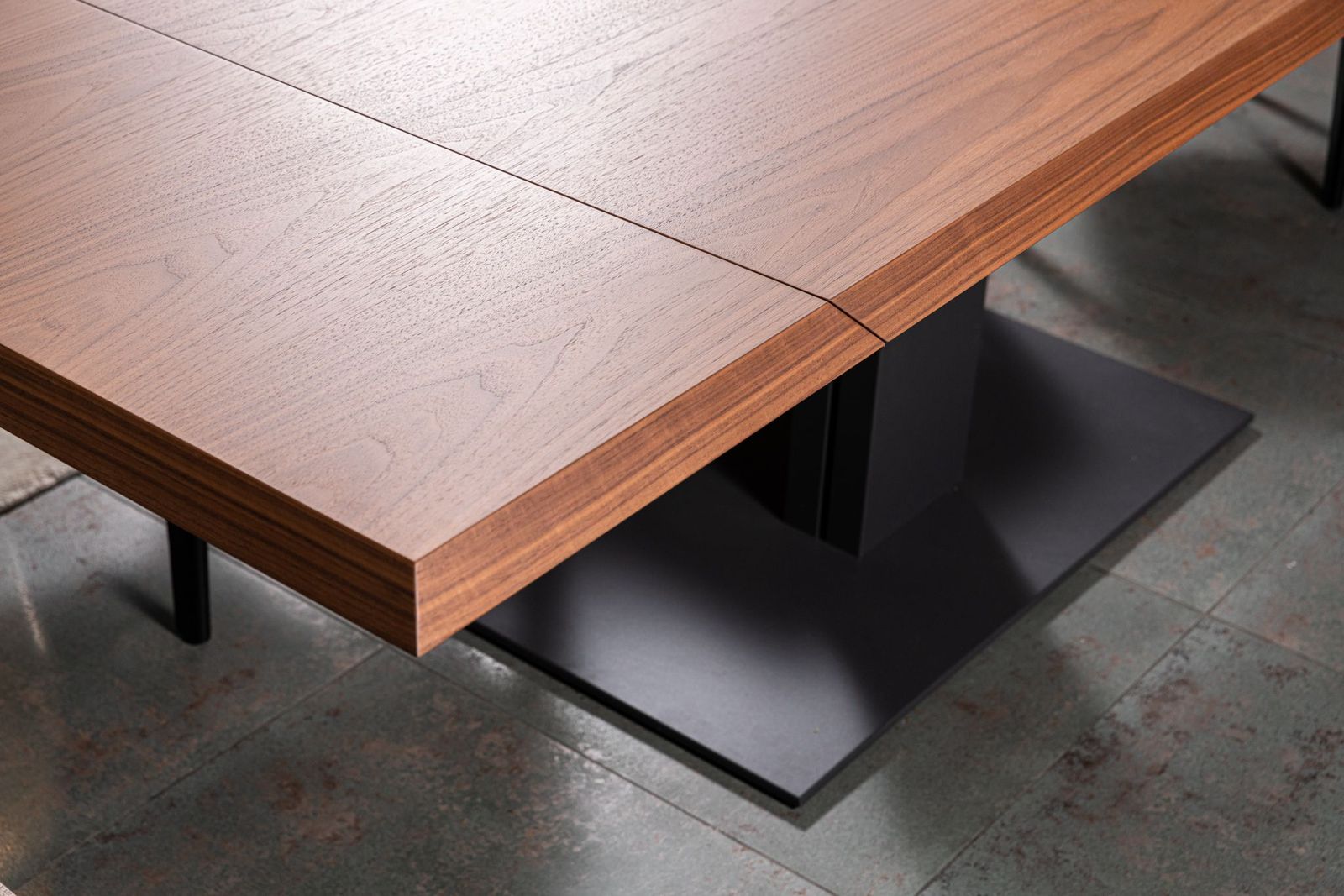 Cattelan Italia Стол раскладной Elvis Wood Drive от Cattelan Italia — в интерьере