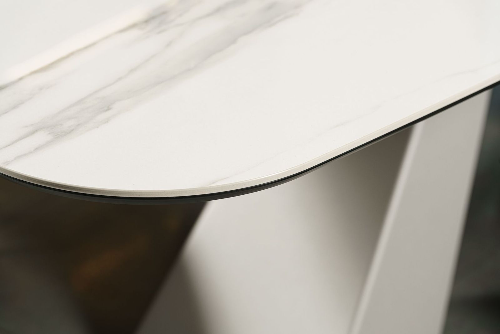 Cattelan Italia Стол Eliot Keramik Marmi KM06 от Cattelan Italia — в интерьере