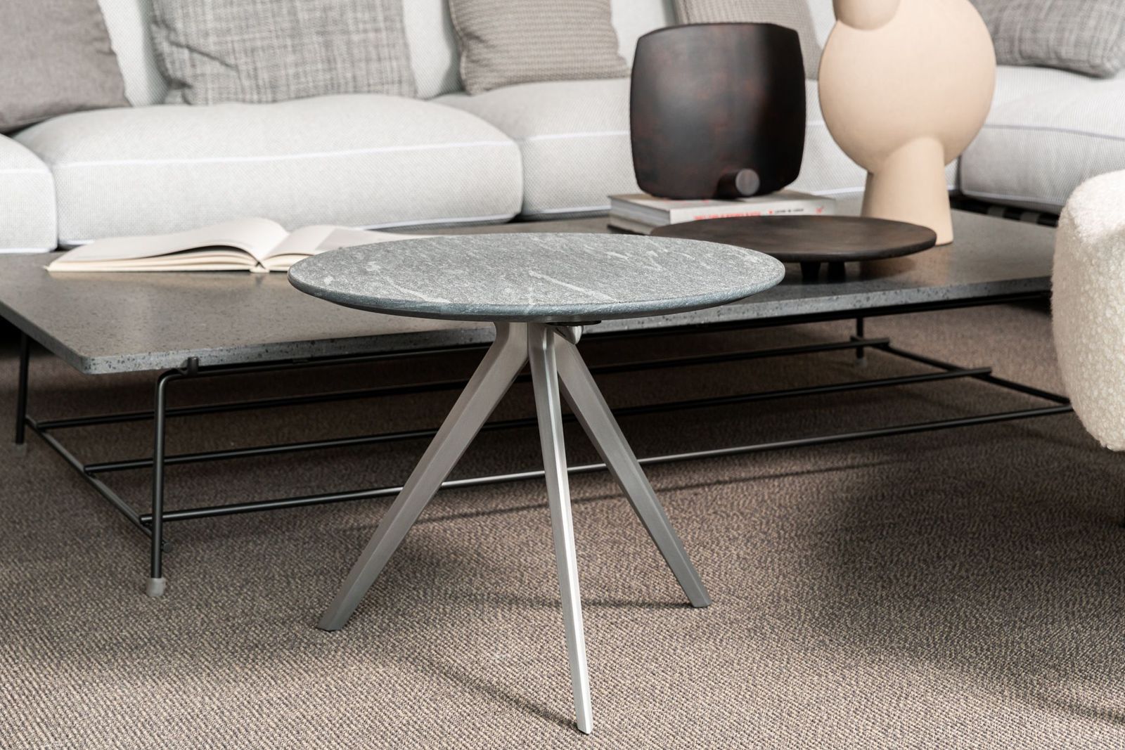 Flexform Уличный журнальный столик Zefiro Outdoor от Flexform — в интерьере