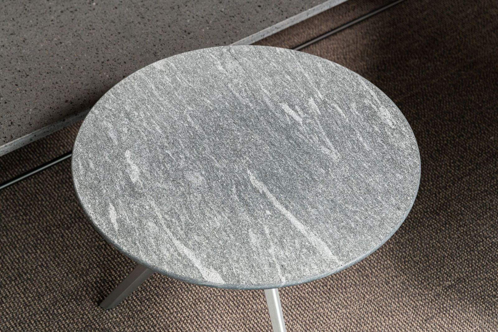 Flexform Уличный журнальный столик Zefiro Outdoor от Flexform — в интерьере