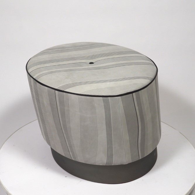 Baxter Пуф Anais овальный Decorative Pelle Plume от Baxter — в интерьере