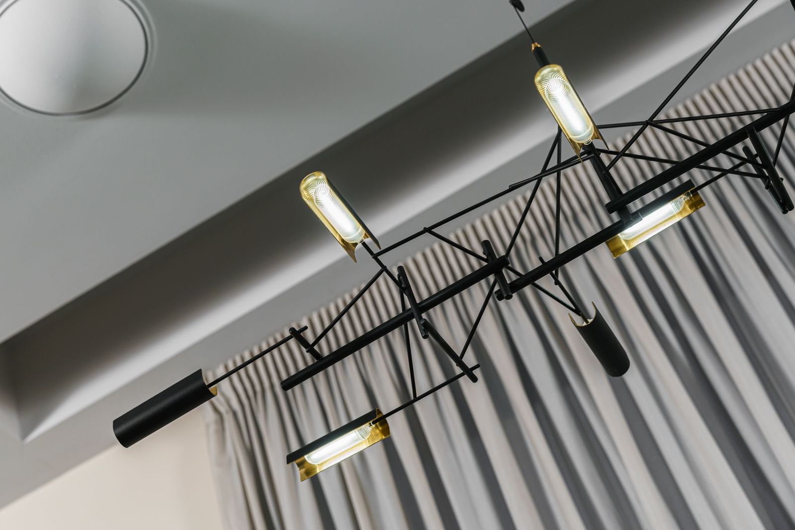 Moooi Люстра Tinkering 85 от Moooi — в интерьере