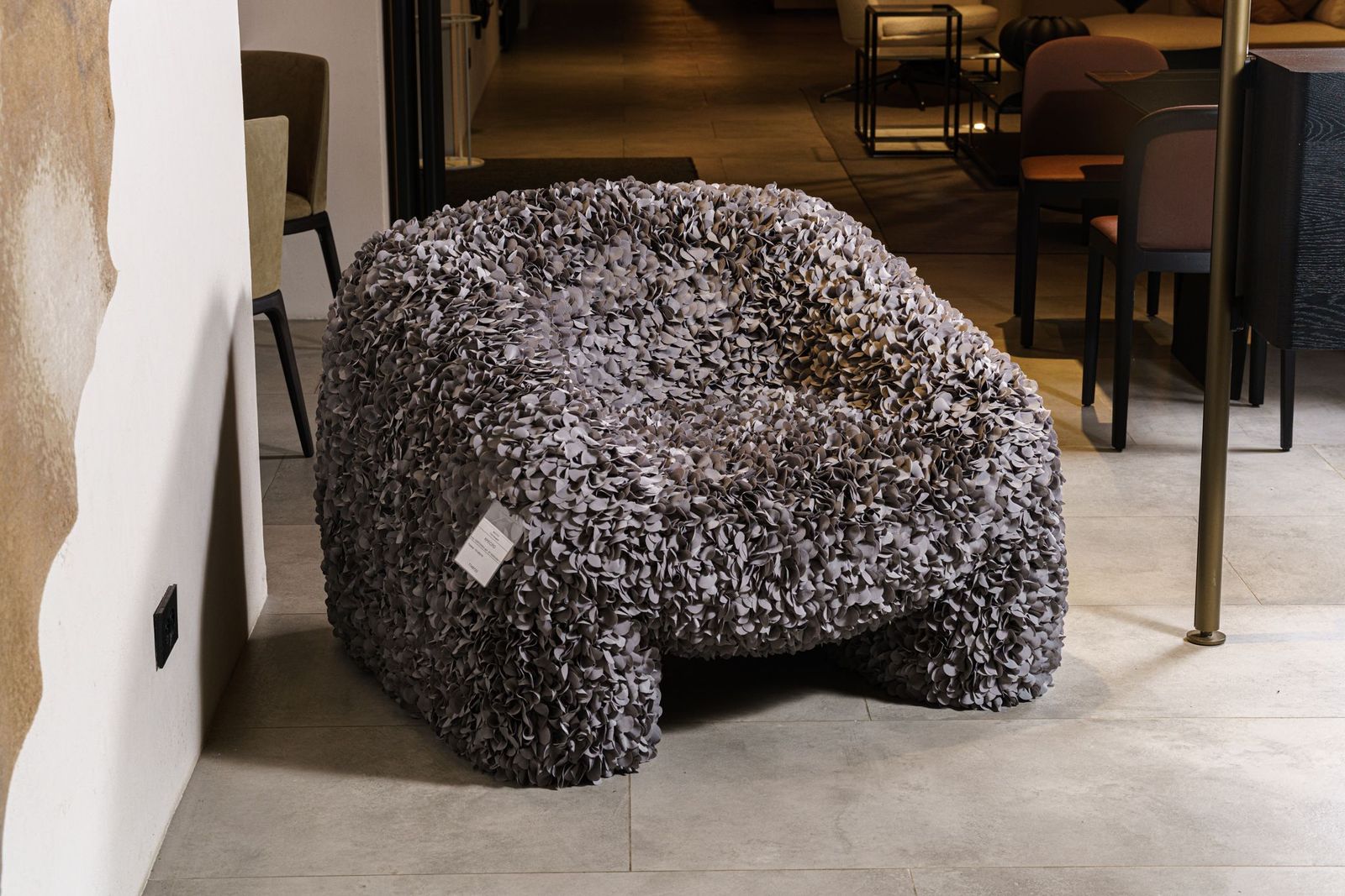 Moooi Кресло Hortensia Petal Grey от Moooi — в интерьере