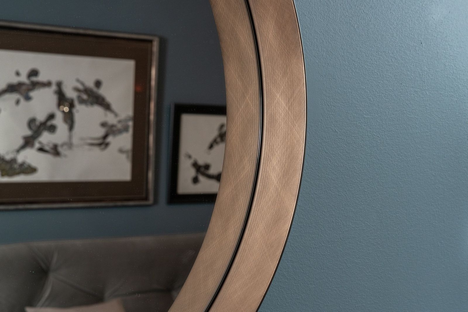 Cattelan Italia Зеркало Wish 90 Brushed Bronze от Cattelan Italia — в интерьере