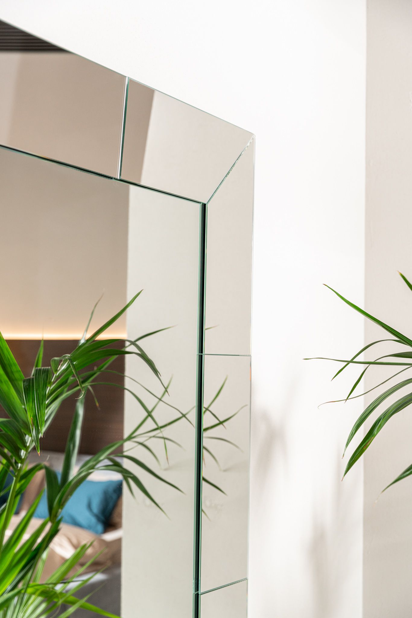 Cattelan Italia Зеркало Regal от Cattelan Italia — в интерьере