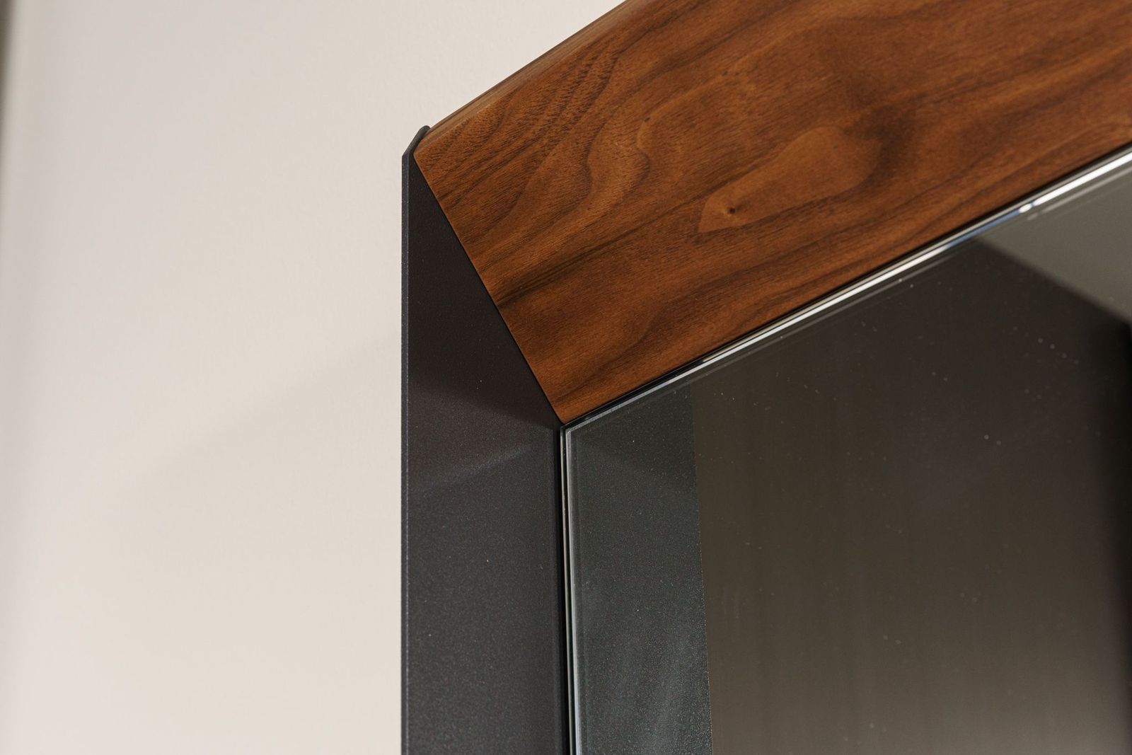 Cattelan Italia Зеркало Excalibur от Cattelan Italia — в интерьере