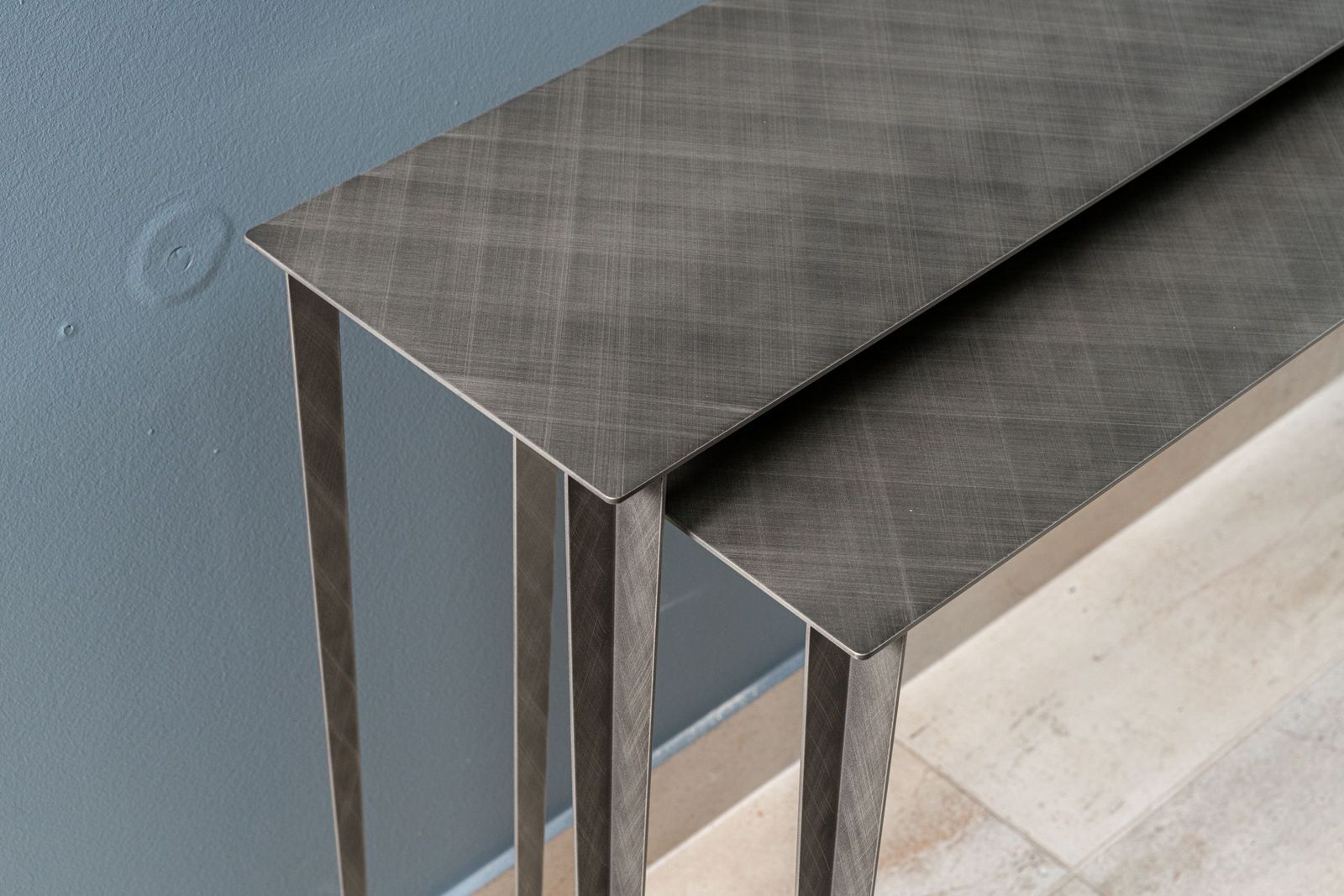 Cattelan Italia Сет из 2 консолей Etoile 110/120 Brushed Grey от Cattelan Italia — в интерьере