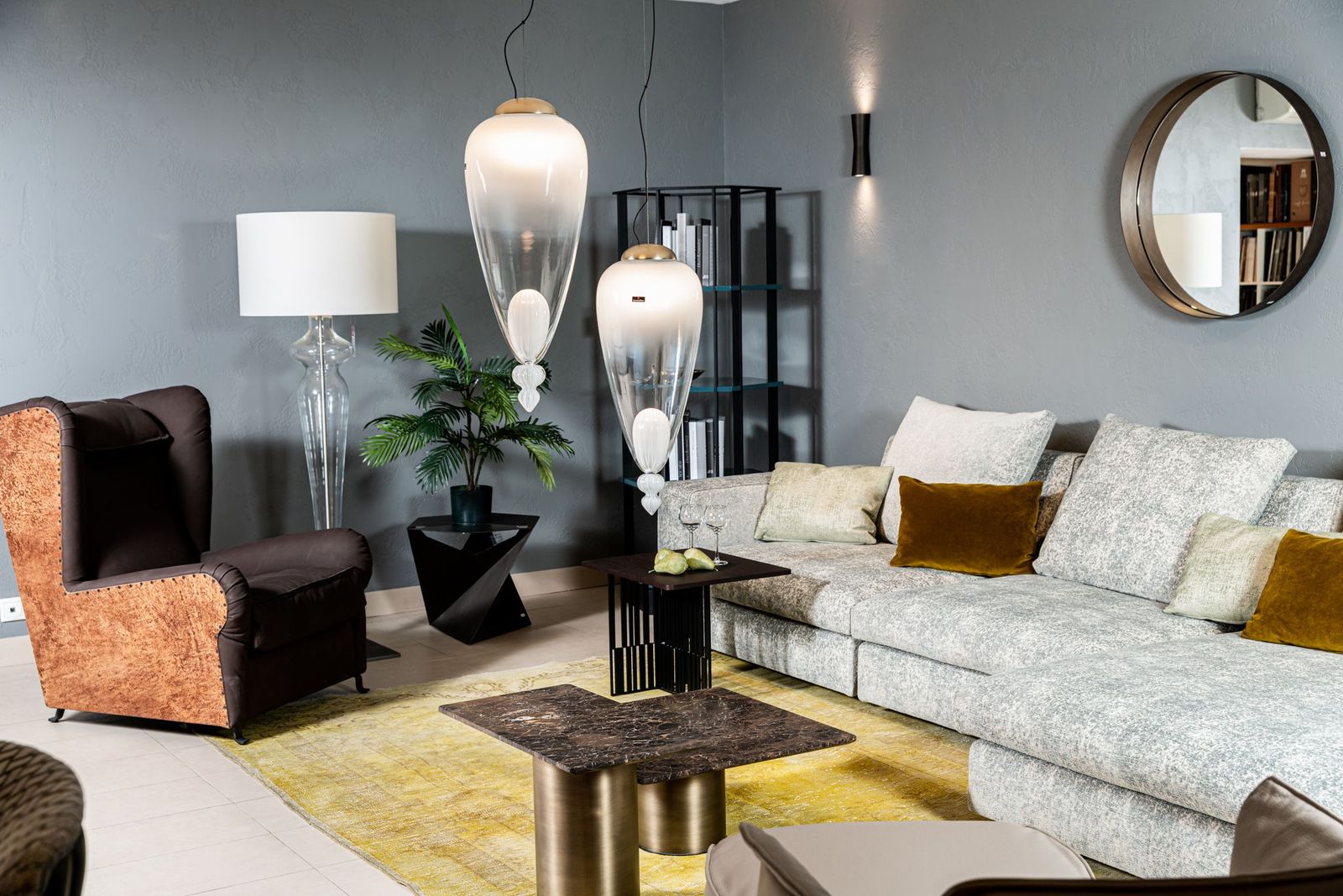 Cattelan Italia Зеркало Wish 59 Brushed Grey от Cattelan Italia — в интерьере
