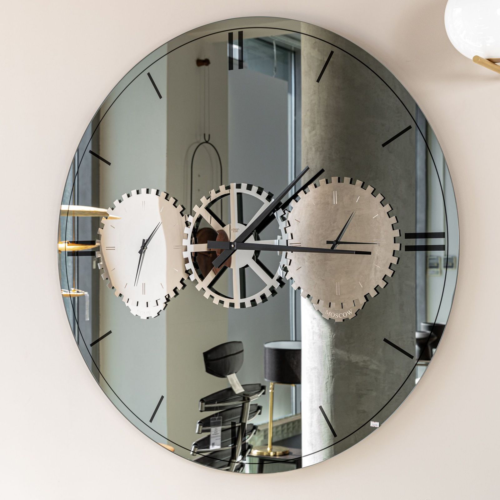 Cattelan Italia Зеркало Times Fume от Cattelan Italia — в интерьере