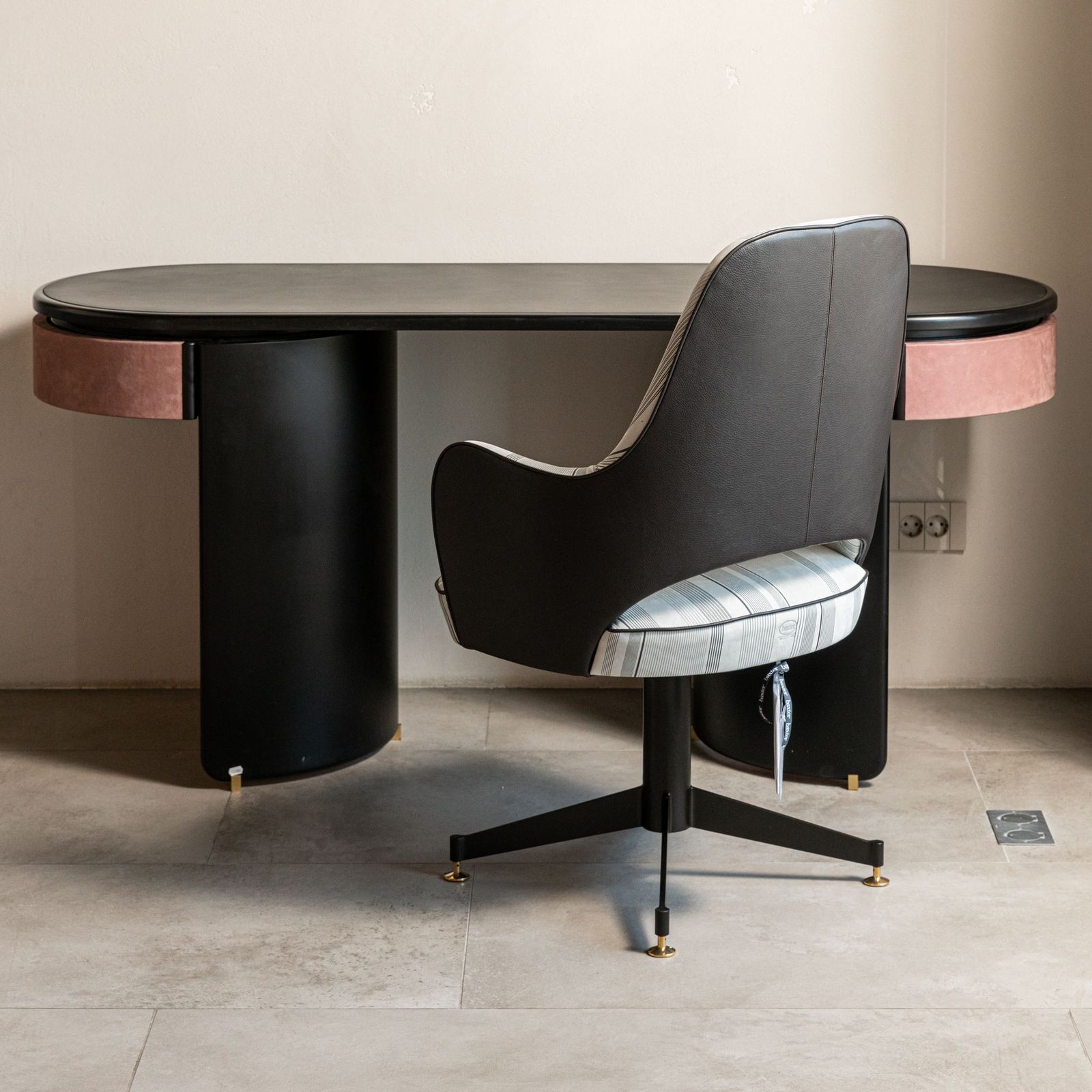 Baxter Рабочее кресло Colette Office Fixed от Baxter — в интерьере