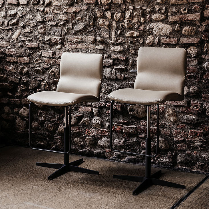 Cattelan Italia Барный стул Victor от Cattelan Italia — в интерьере