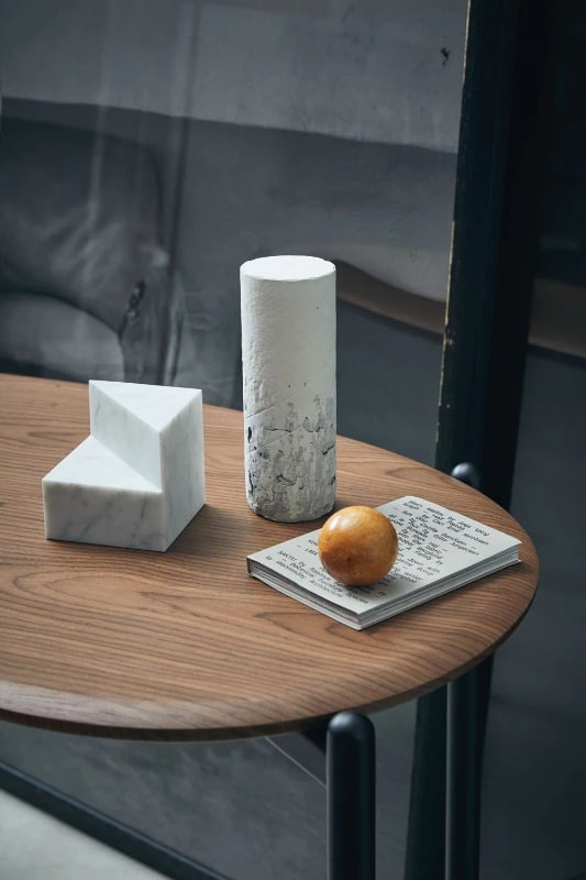 Kartell Письменный стол Lunat от Kartell — в интерьере