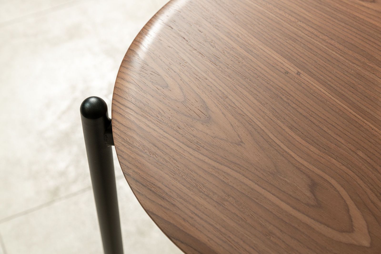 Kartell Письменный стол Lunat от Kartell — в интерьере