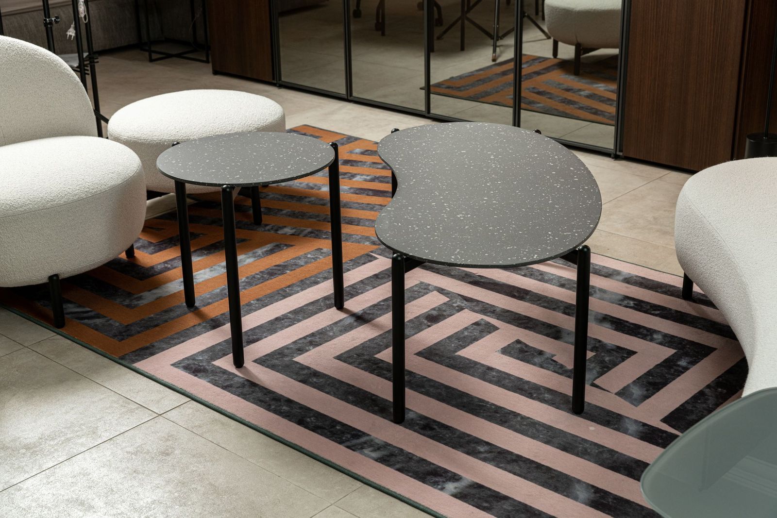 Kartell Журнальный столик Undique от Kartell — в интерьере