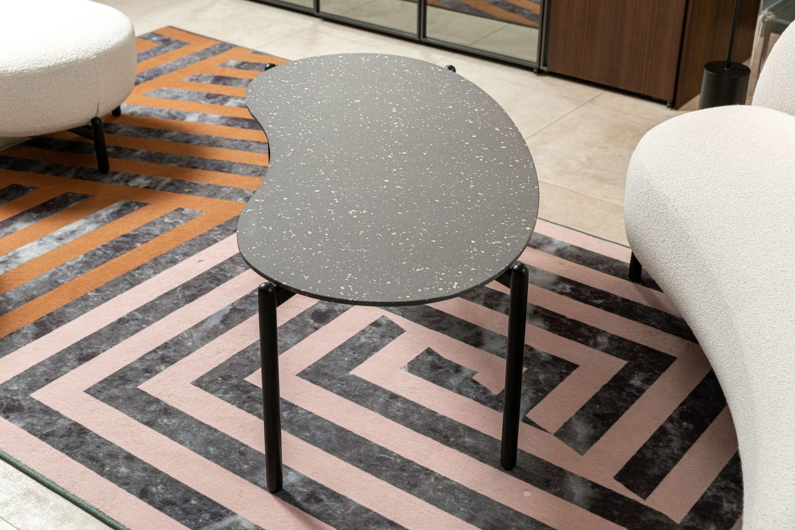 Kartell Журнальный столик Undique от Kartell — в интерьере