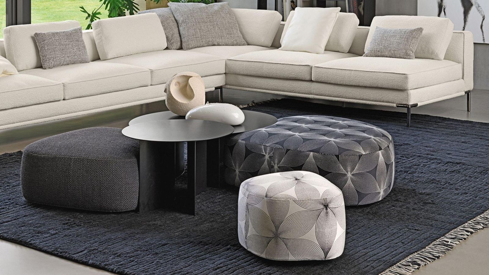 Flou Журнальный столик Pierre 60 matt burnished от Flou — в интерьере