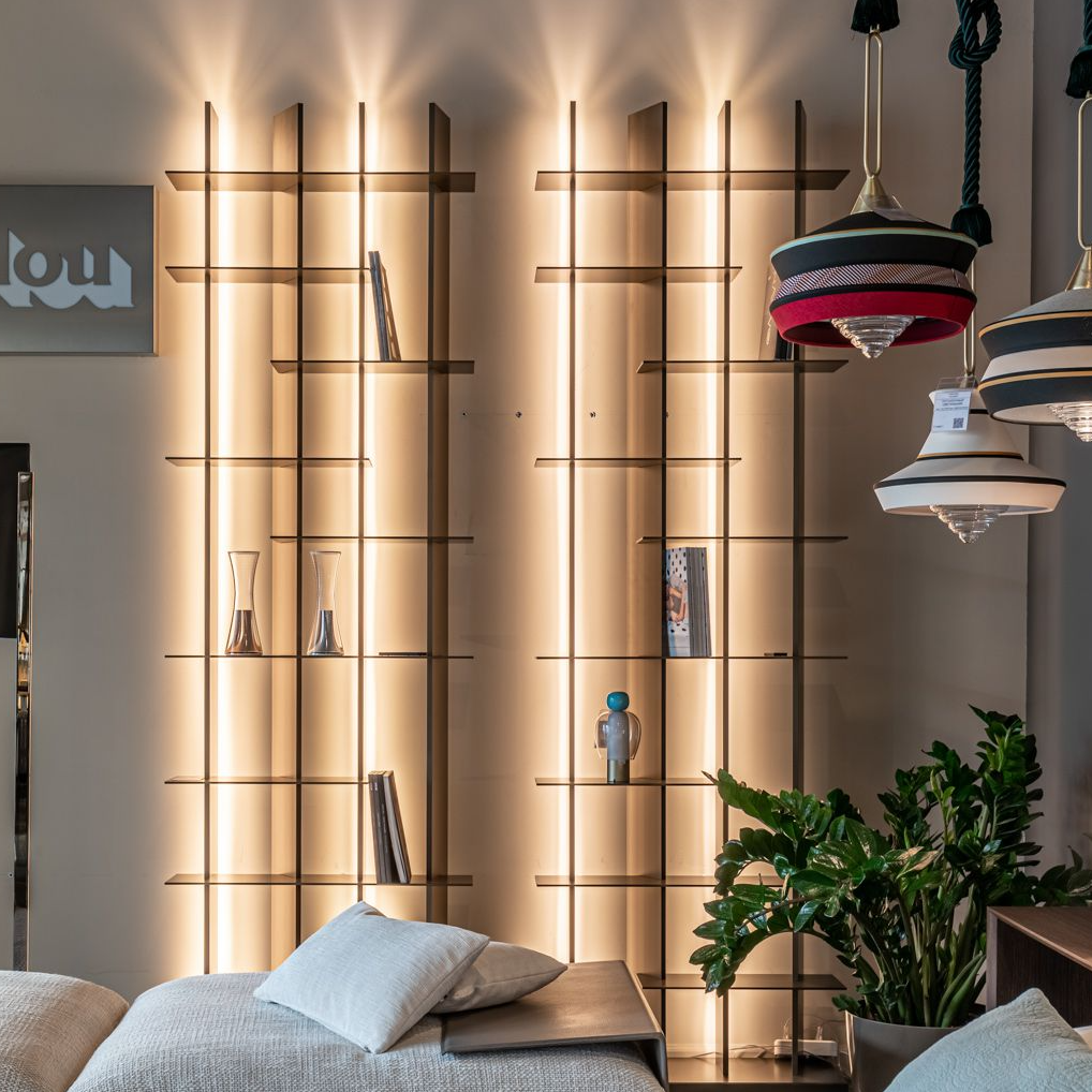 Flou Стеллаж CCLight anodic bronze 259 от Flou — в интерьере