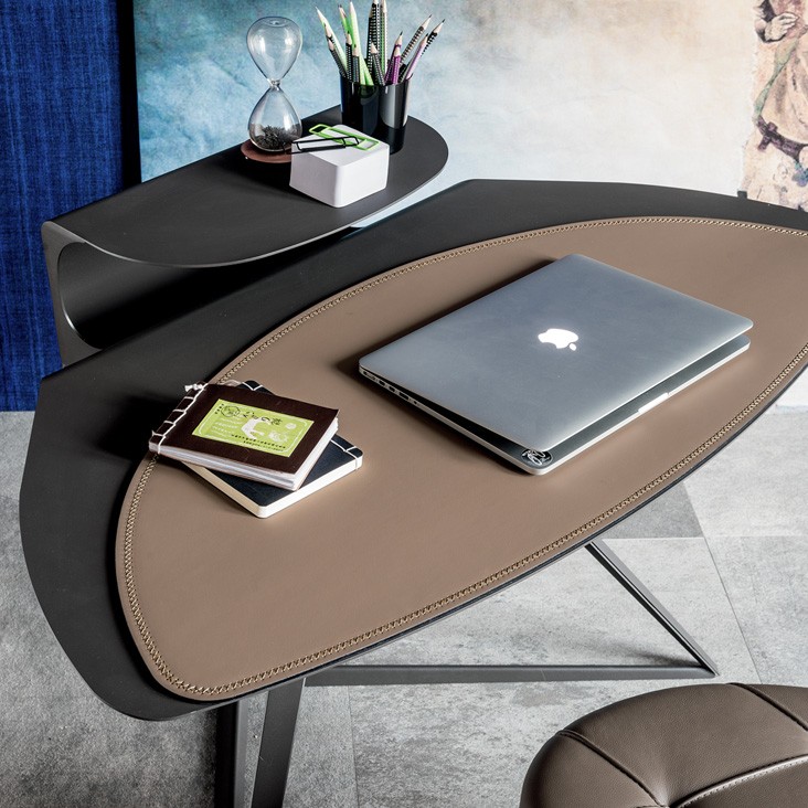 Cattelan Italia Дизайнерский письменный стол Storm от Cattelan Italia — в интерьере
