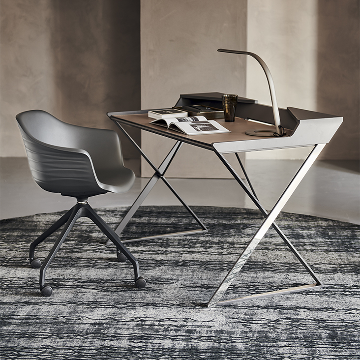 Cattelan Italia Письменный стол Qwerty от Cattelan Italia — в интерьере